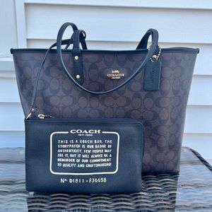 Large reversible Coach tote bag